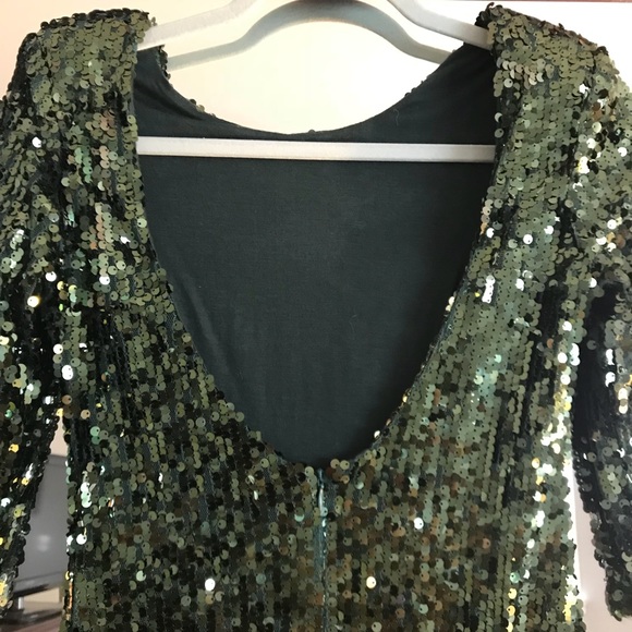 BLAQUE LABEL SUPERNOVA GREEN SEQUIN DRESS - Picture 7 of 8